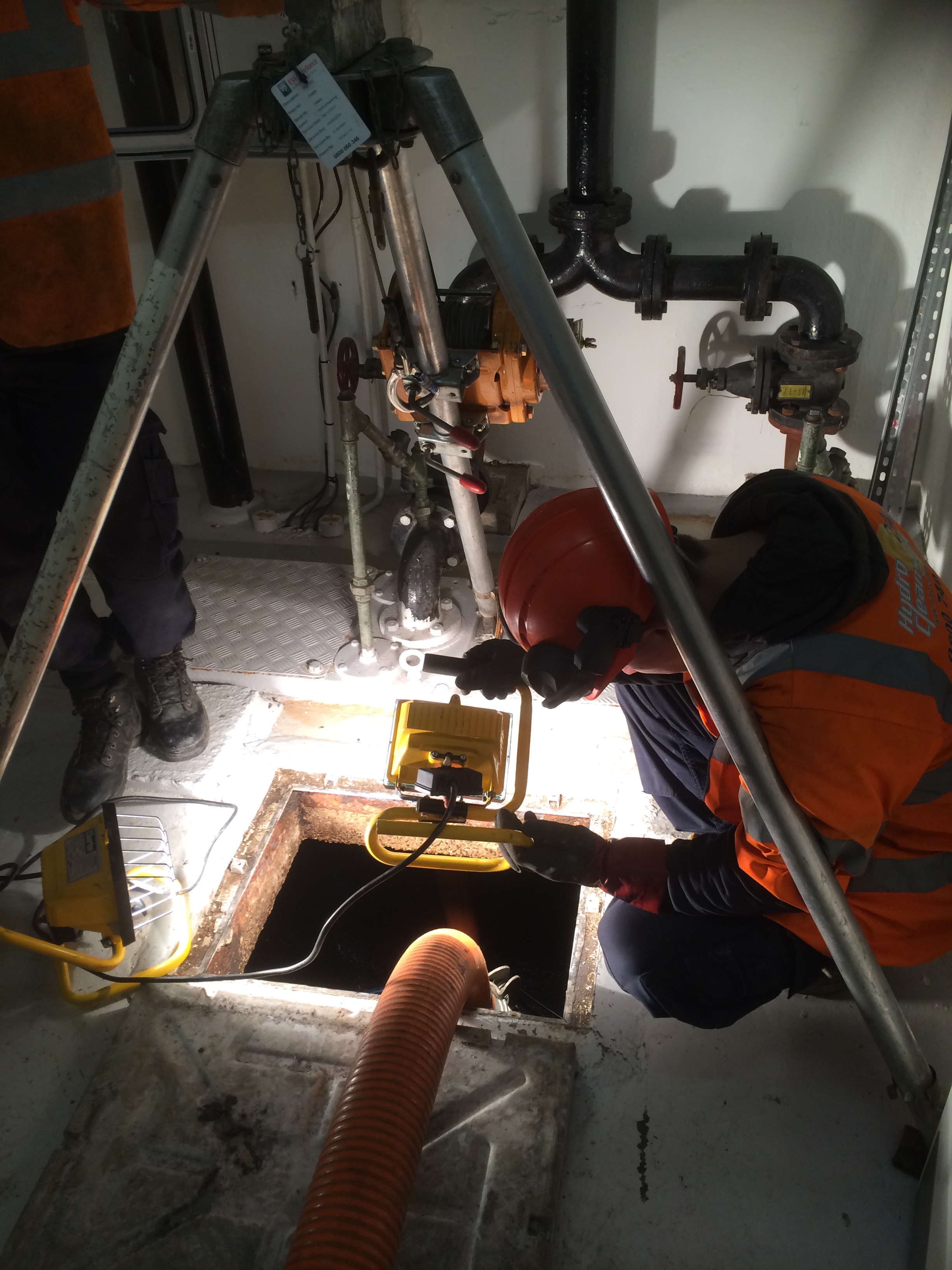 Confined space entry team